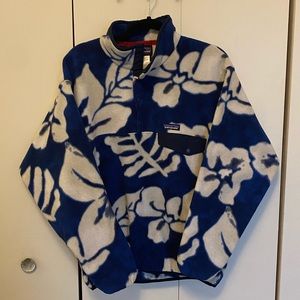Patagonia Lightweight Synchilla Snap-T Fleece Pullover Hawaiian Blue and White